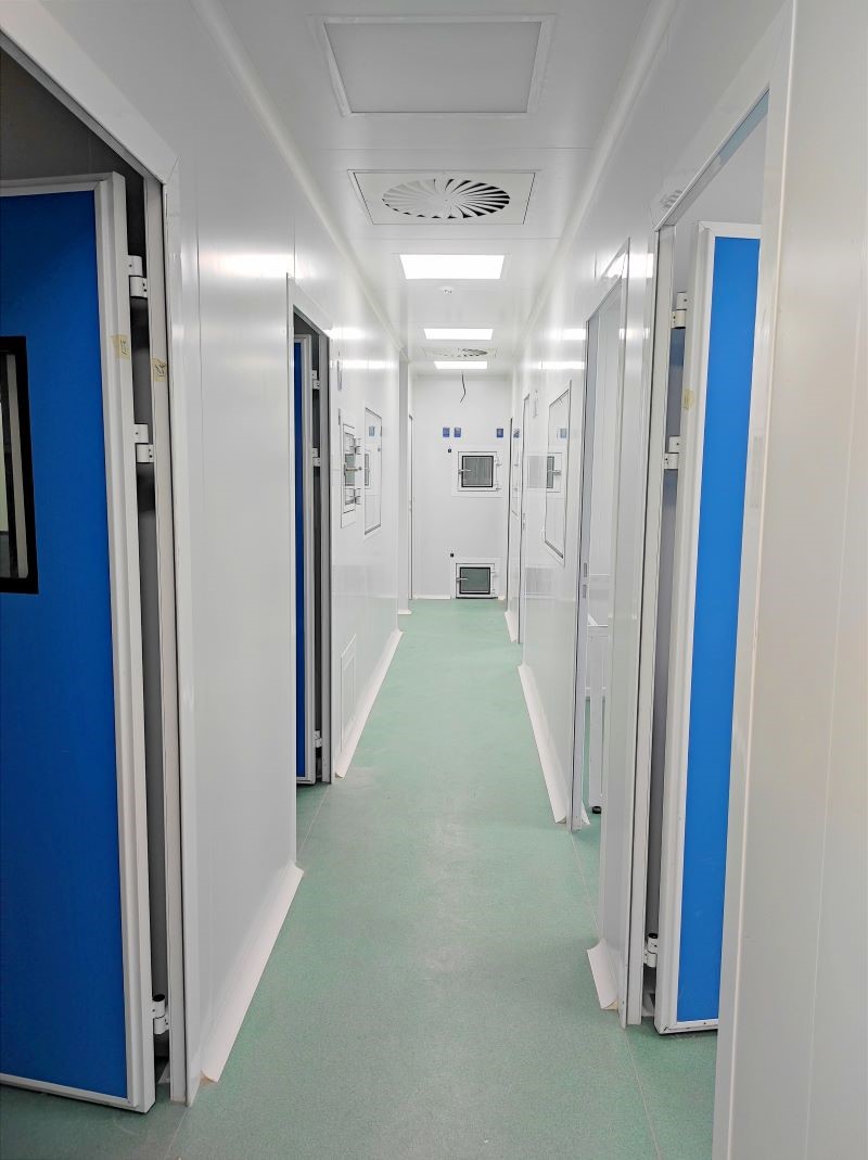 اتاق تمیز شرکت تجهیزات پزشکی صبا تجهیز